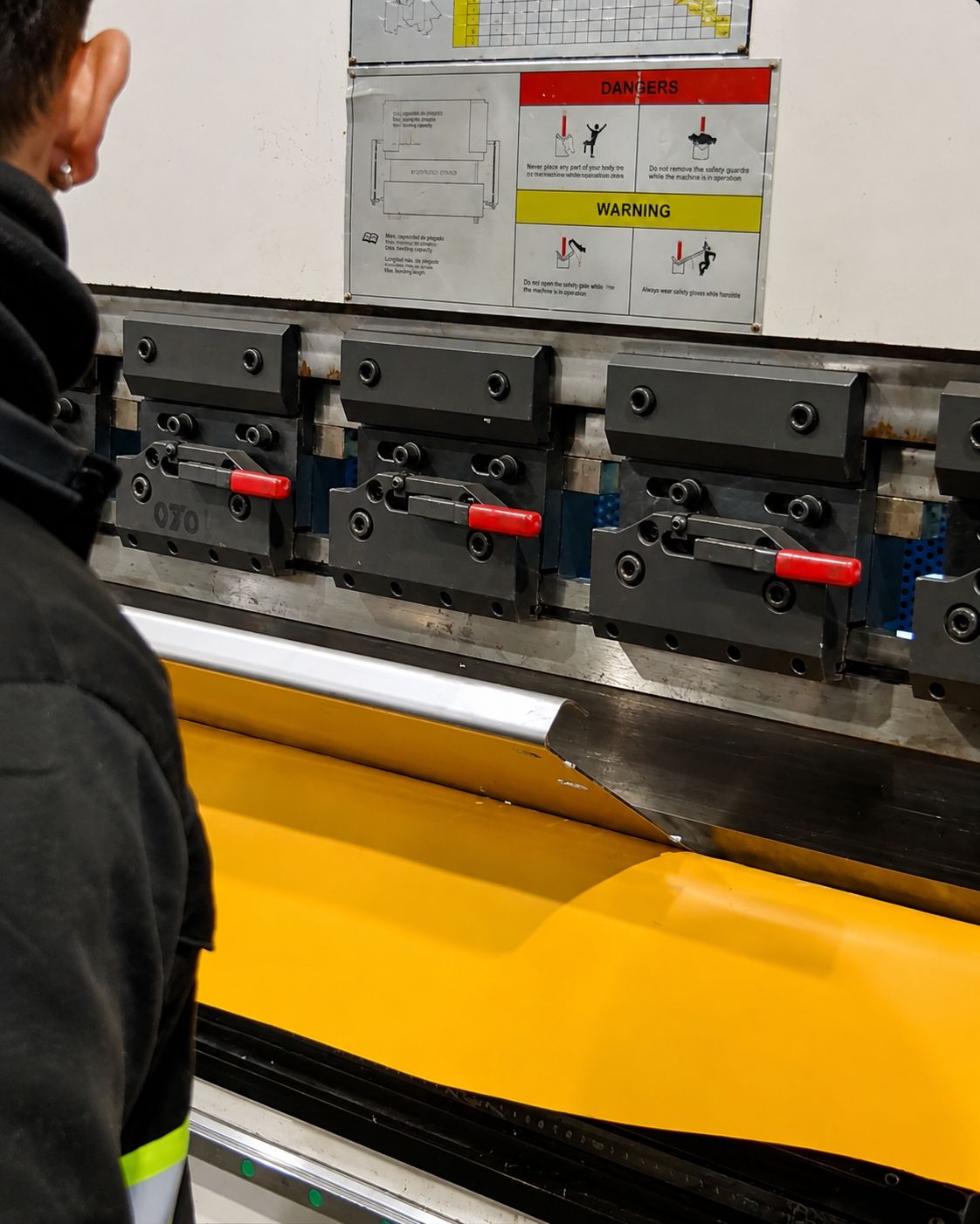 Plegado CNC – foto 4 de 8